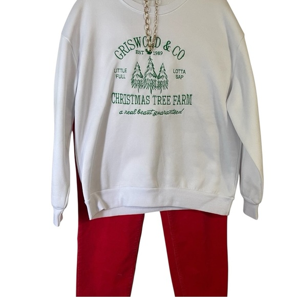 SHEIN 🌲CHRISTMAS🌲TREE FARM WHITE CREW NECK SWEATSHIRT SZ MED EUC - Picture 2 of 11